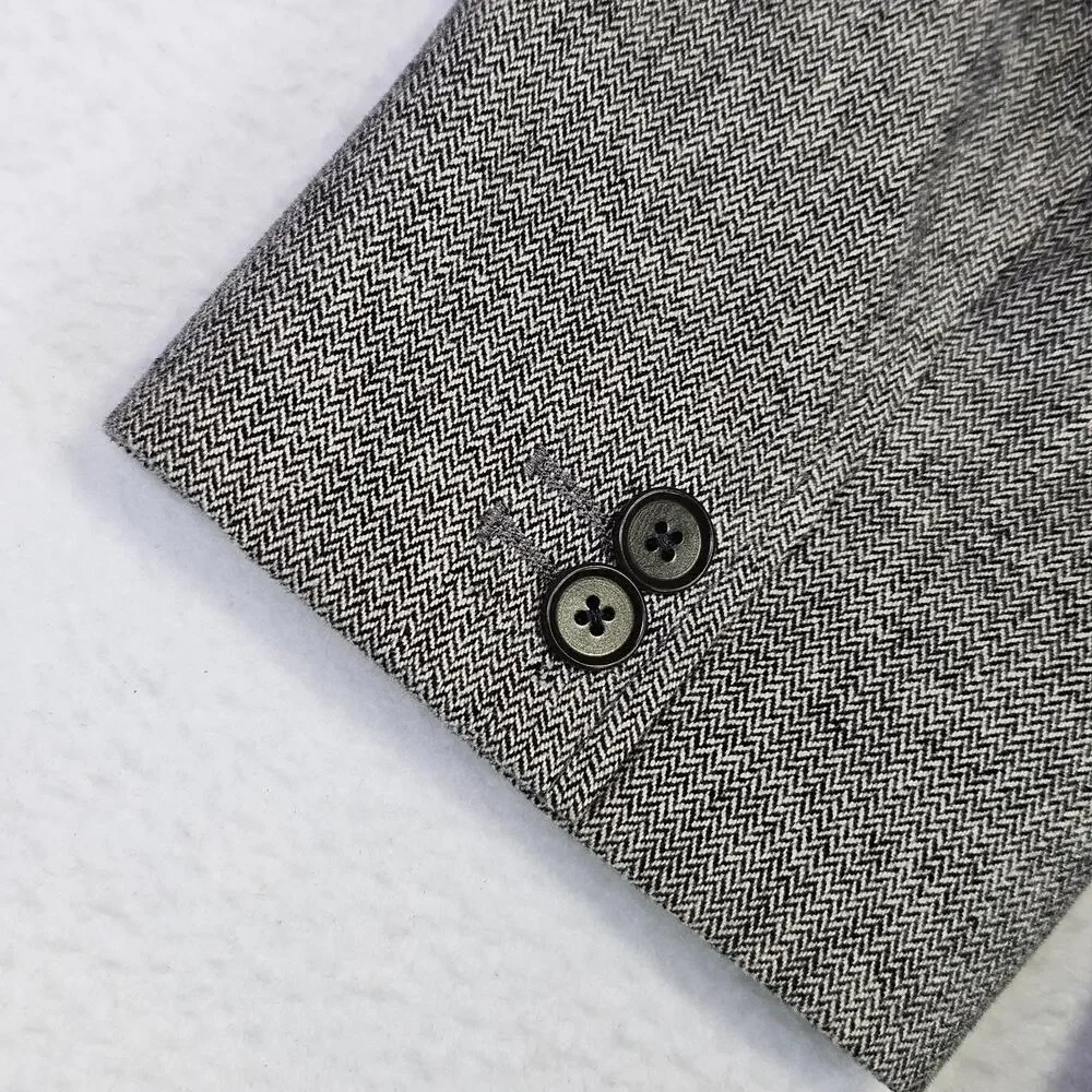 Banana Republic Sport Coat Mens 42R Gray Herringbone Jacket Blazer Tailored Fit